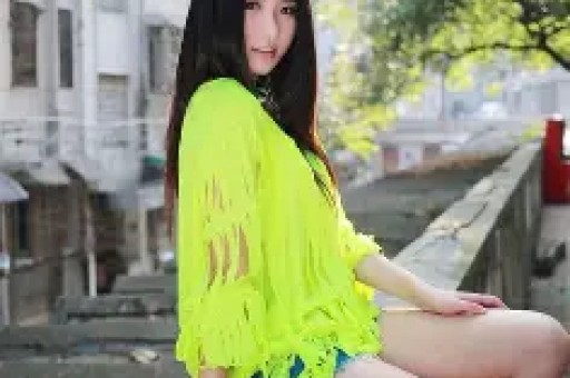主播说丨央视曝光！新能源车企“锁电”坑惨车主车主哭诉：续航510实际跑不到300